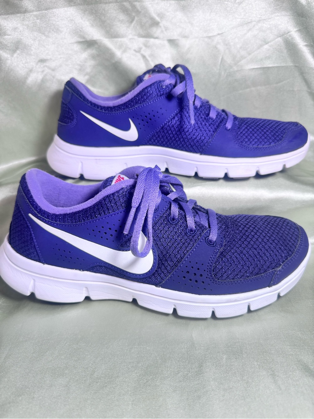 Nike Flex Experience RN Purple Running Shoes Sneakers 525754-401 Women Size 8.5